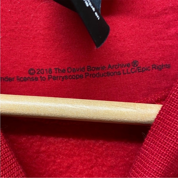 David Bowie Let’s Dance Embroidered Red Crewneck - Picture 5 of 7